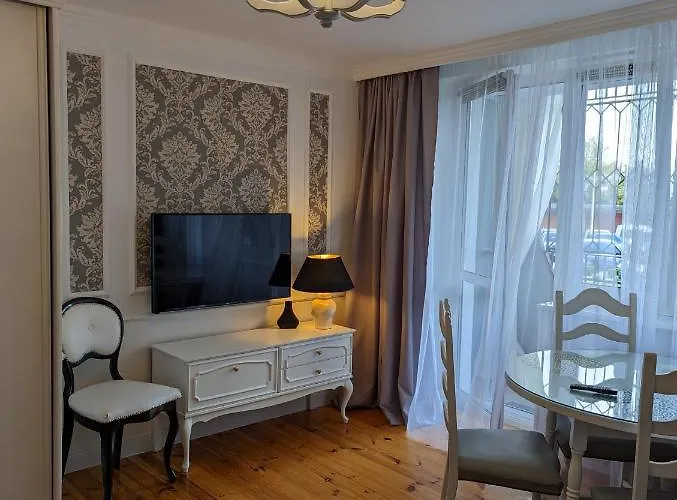 Bialy 6-8 Osob Dostawka Lejlighed *