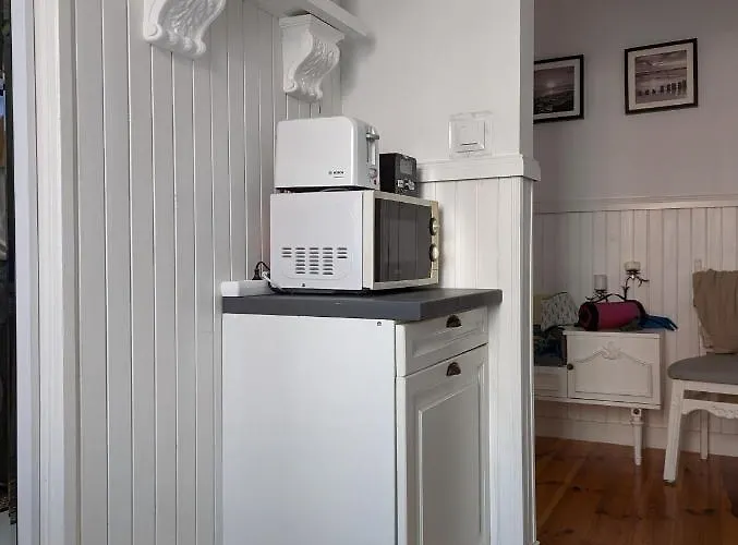 Bialy 6-8 Osob Dostawka