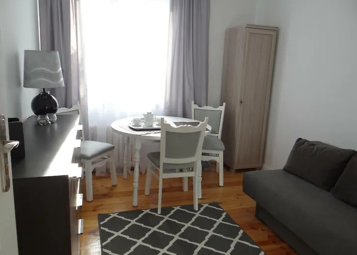 Bialy 6-8 Osob Dostawka Apartment